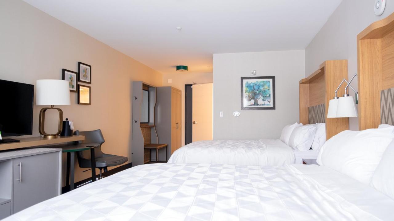 Holiday Inn & Suites Philadelphia W - Drexel Hill By Ihg Екстер'єр фото