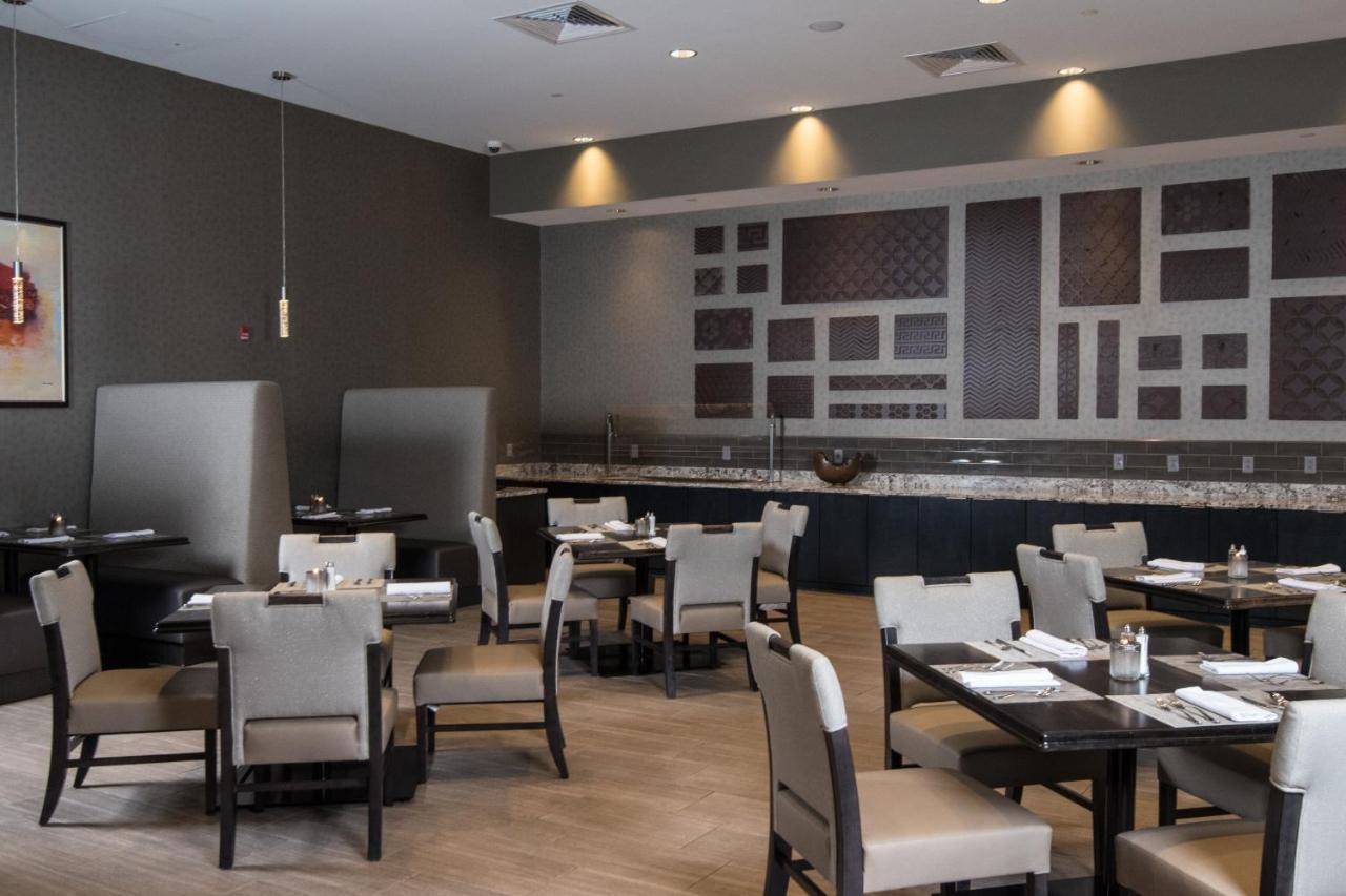Holiday Inn & Suites Philadelphia W - Drexel Hill By Ihg Екстер'єр фото